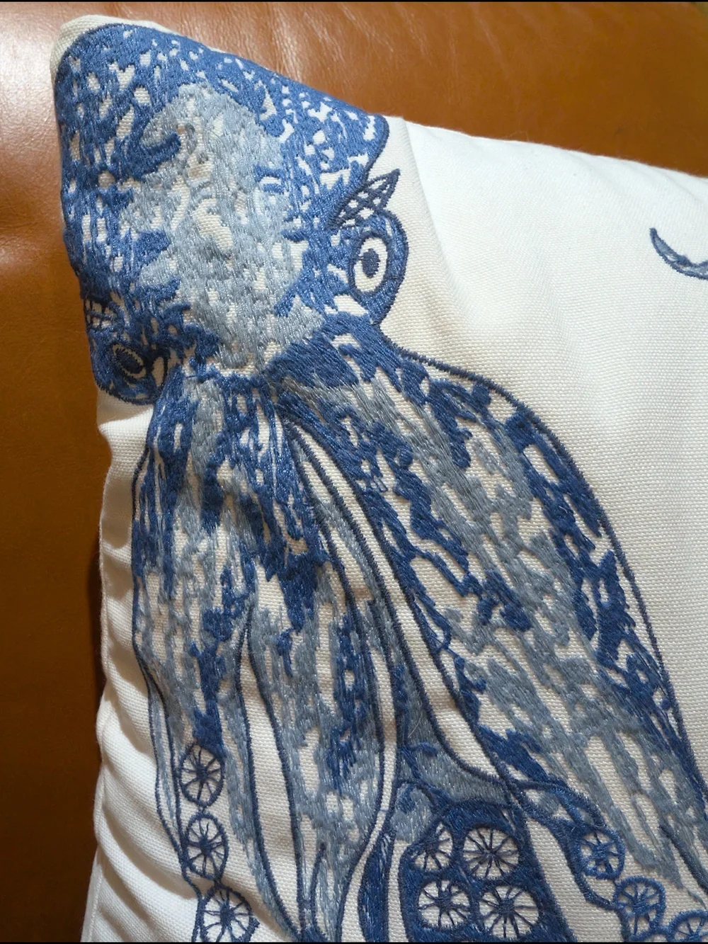🌊⚓ NWT Pier 1 Embroidered Giant Octopus Pillow In Navy, Lt/Dk Blue & White